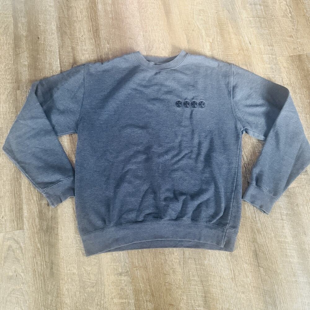 Independent Crewneck Blue , Red, White- Vintage Size M